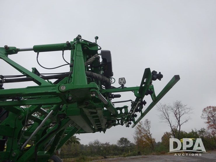 2022-john-deere-410r-image-75