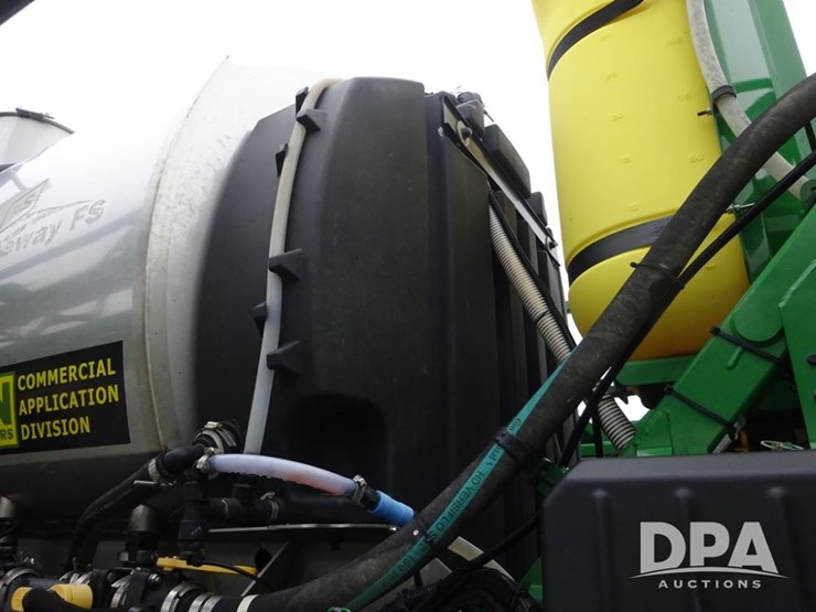 2021-john-deere-r4038-image-85