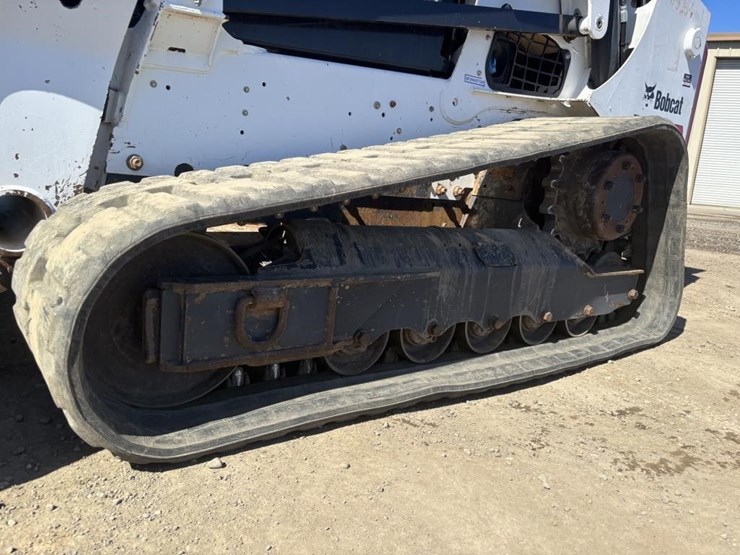 2016-bobcat-t770-image-15