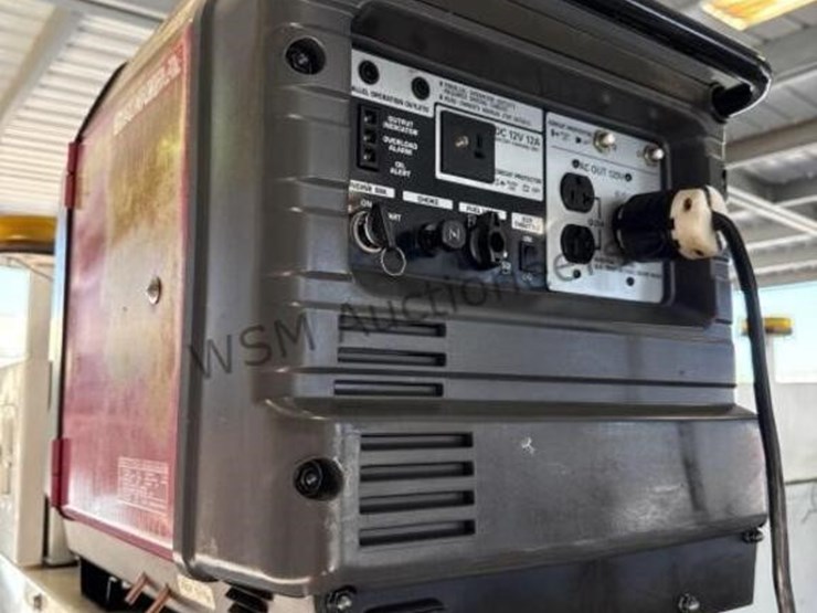 2015-ford-f550-image-10