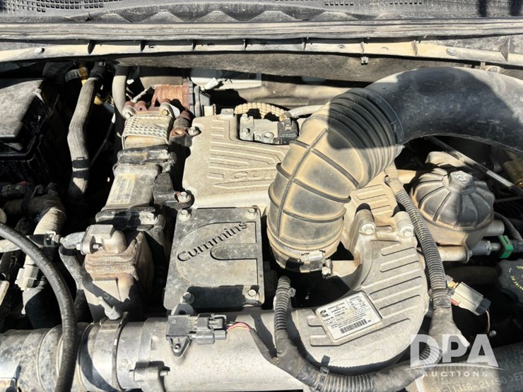 2018-nissan-titan-image-49