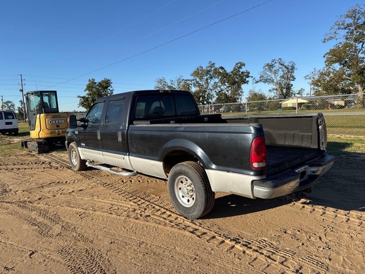 2003-ford-f350-xlt-image-2