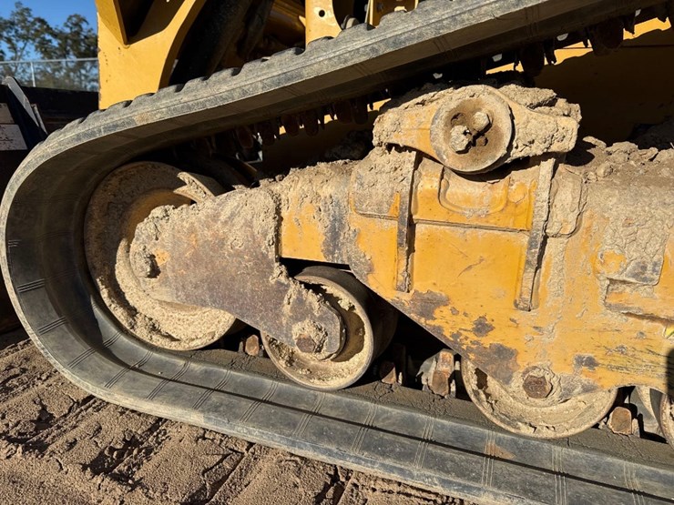 caterpillar-279d-image-10