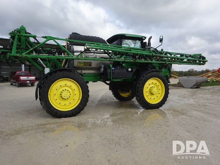 2021-john-deere-r4045-image-40