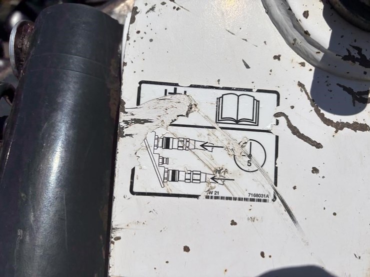 2016-bobcat-t770-image-14