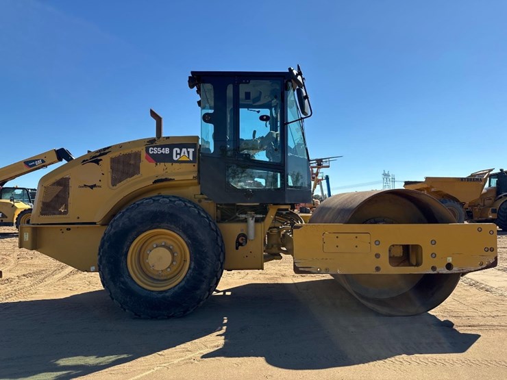 caterpillar-cs54b-image-5