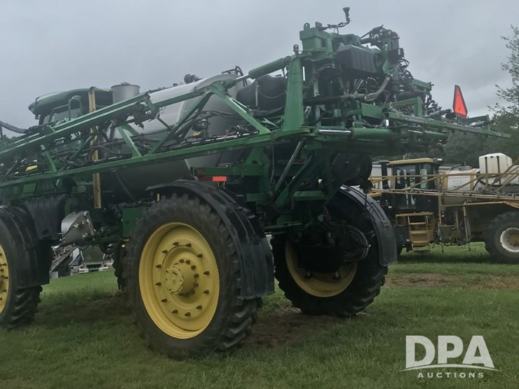 2020-john-deere-r4060-image-4