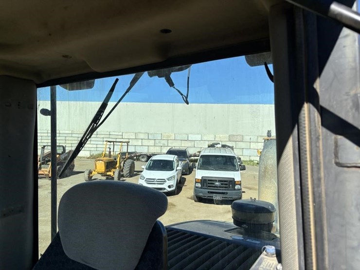 2004-case-721d-image-44