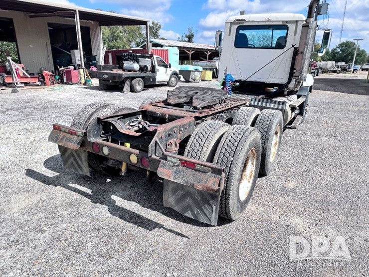 1993-mack-ch613-image-10