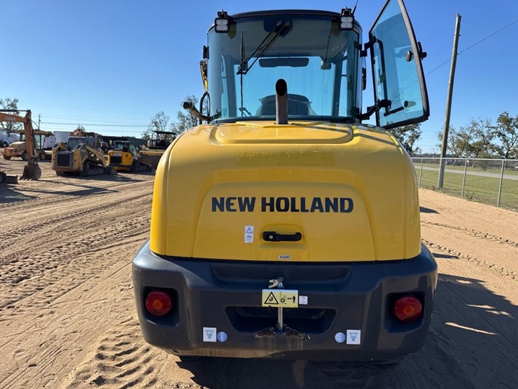 new-holland-w80c-image-3