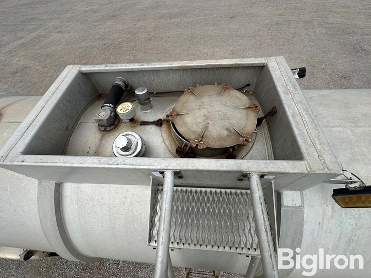 1998-trailmaster-tanker-image-17