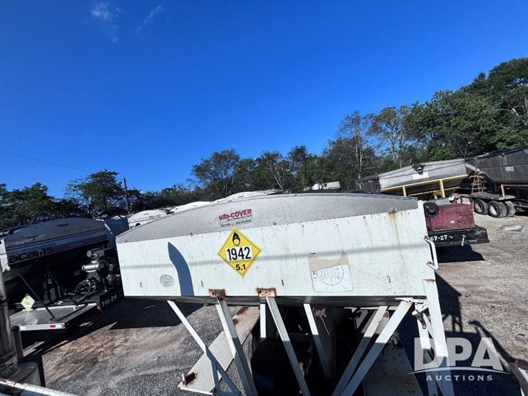 2003-volvo-10-image-90