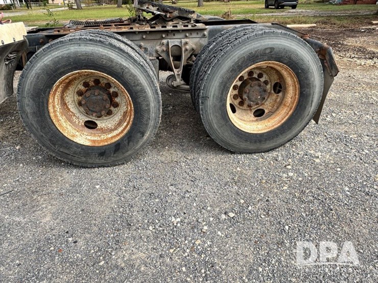 2005-international-9200i-image-35