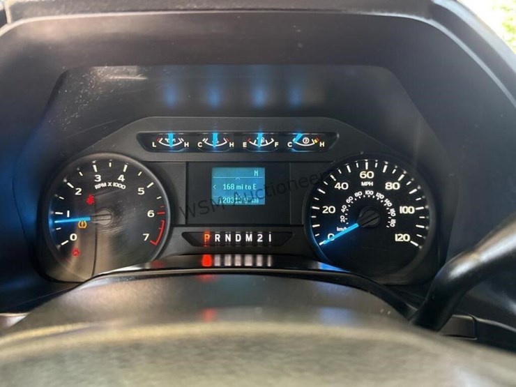 2016-ford-f150-image-16