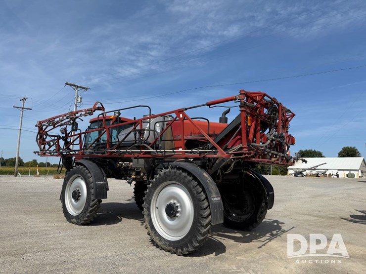 2009-case-ih-patriot-3330-image-3