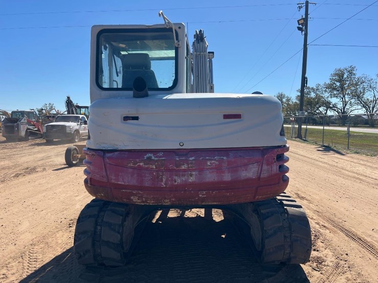 takeuchi-tb285-image-3