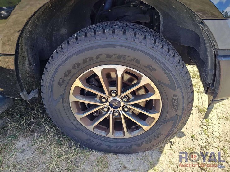 2019-ford-f150-image-18