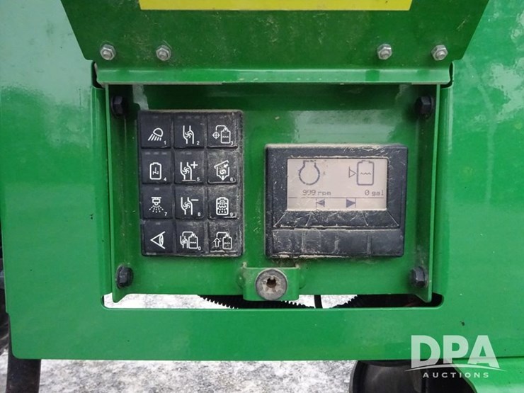 2021-john-deere-r4038-image-89