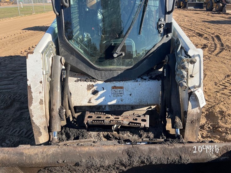 2019-bobcat-t450-image-19