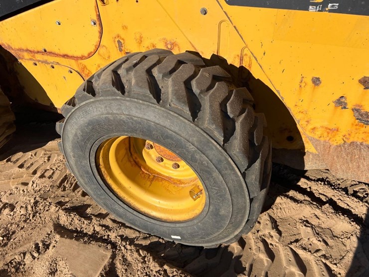 caterpillar-272d2-image-10