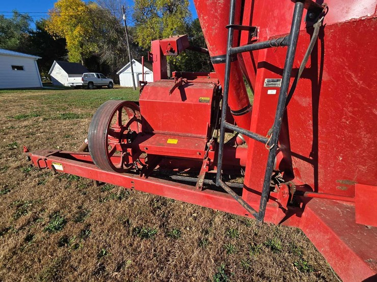 case-ih-1250-image-9