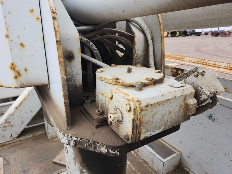 2001-ford-f550-image-22