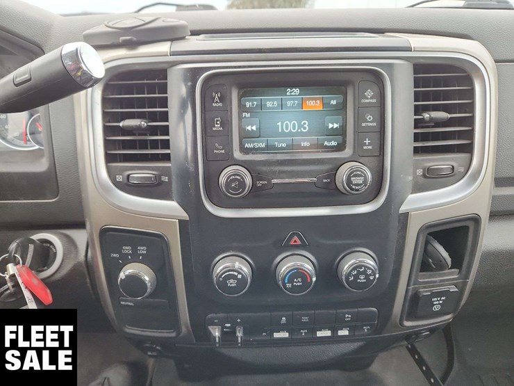 2014-ram-2500-slt-image-23