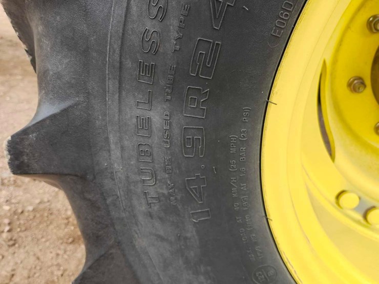 2005-john-deere-6420-image-28