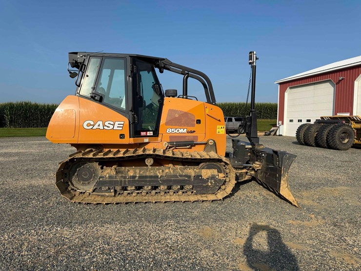 2021-case-850m-image-2