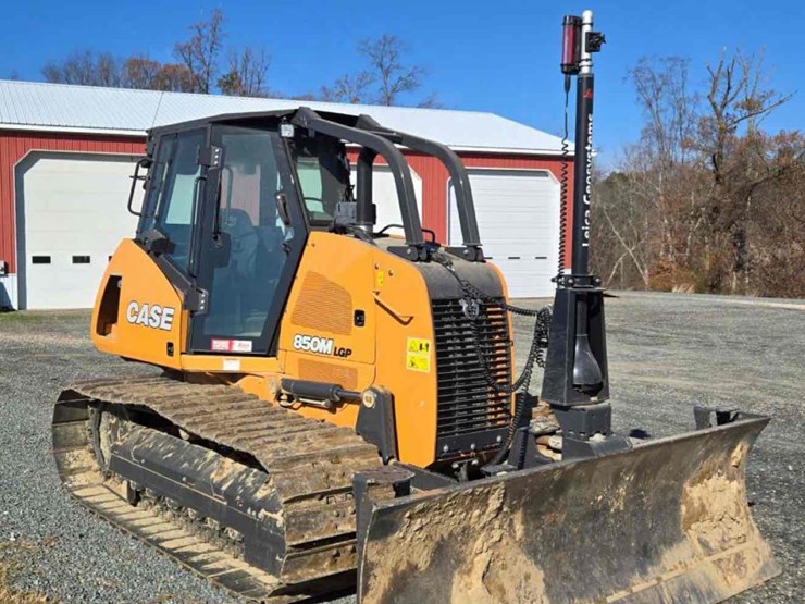 2021-case-850m-image-1