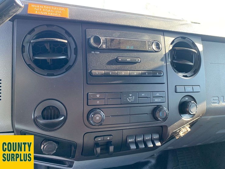 2011-ford-f550-image-15