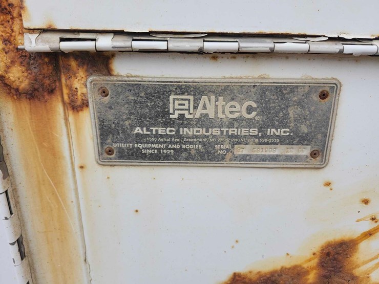 2001-ford-f550-image-57