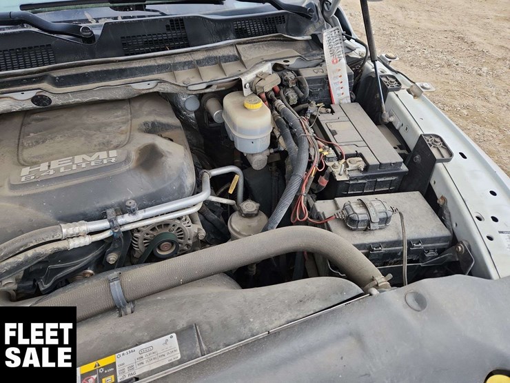 2014-ram-2500-slt-image-16