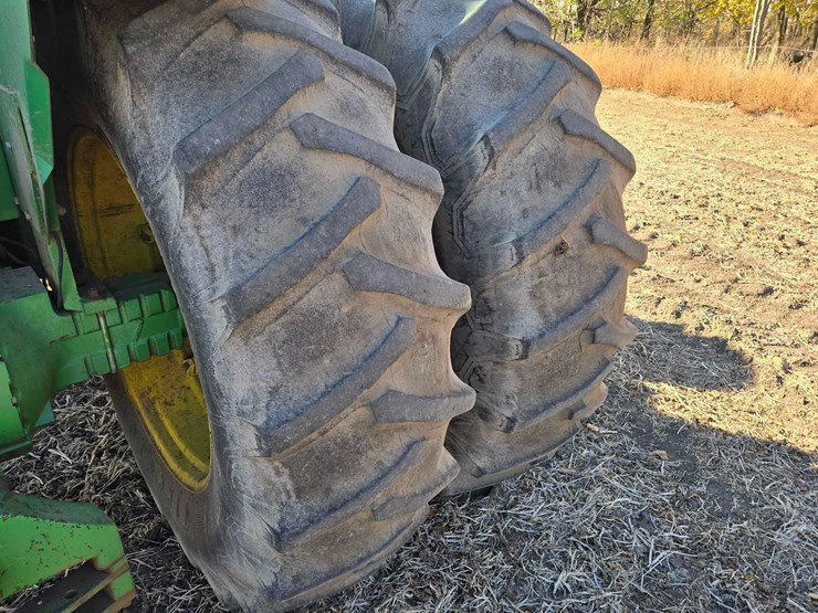 john-deere-8450-image-8
