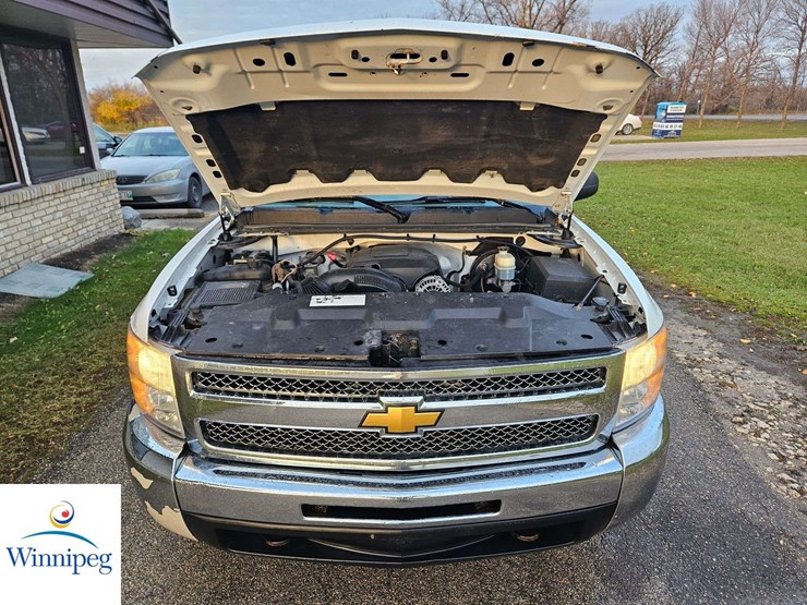 2012-chevrolet-silverado-1500-image-15