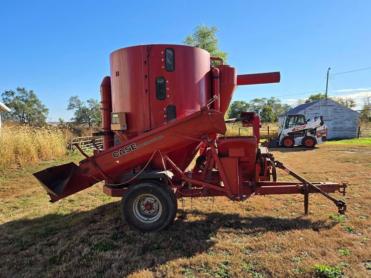 case-ih-1250-image-5