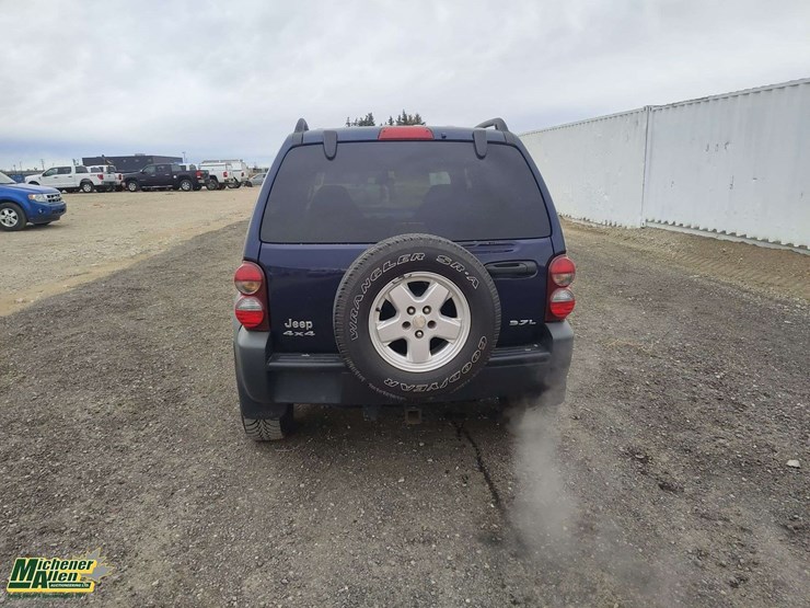 2007-jeep-liberty-image-6