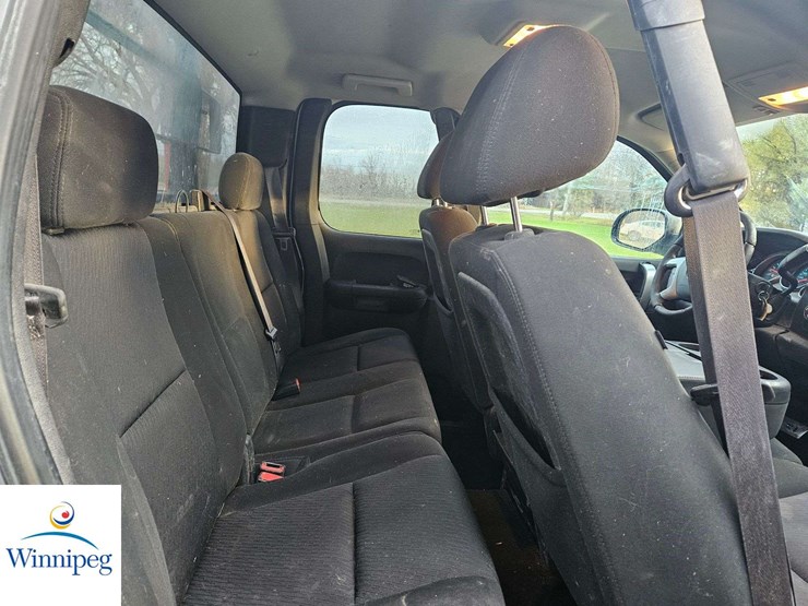 2012-chevrolet-silverado-1500-image-33