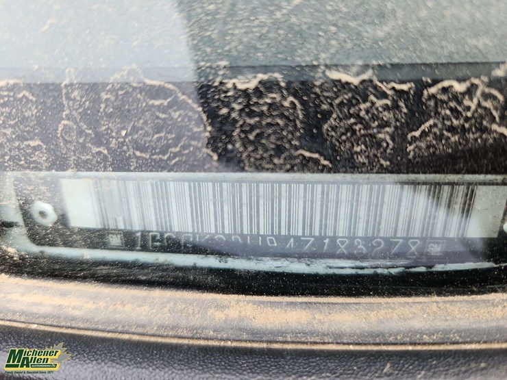 2004-chevrolet-silverado-2500-image-6