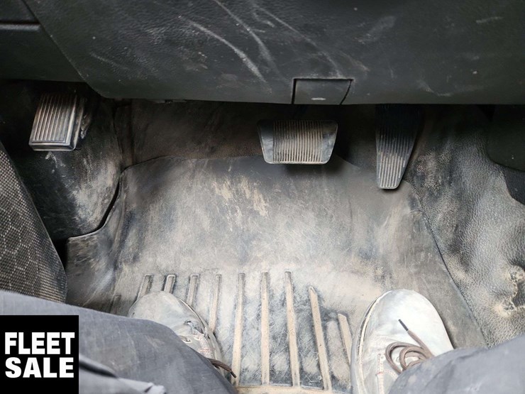 2014-ram-2500-slt-image-27