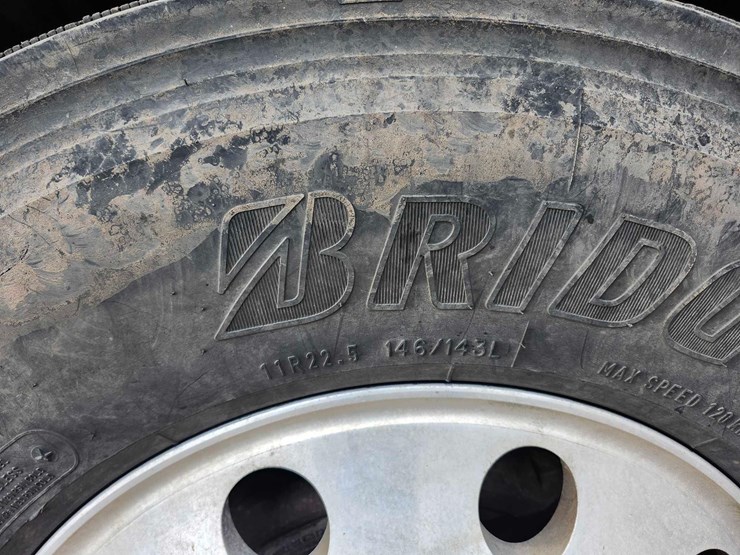 2017-freightliner-cascadia-image-10