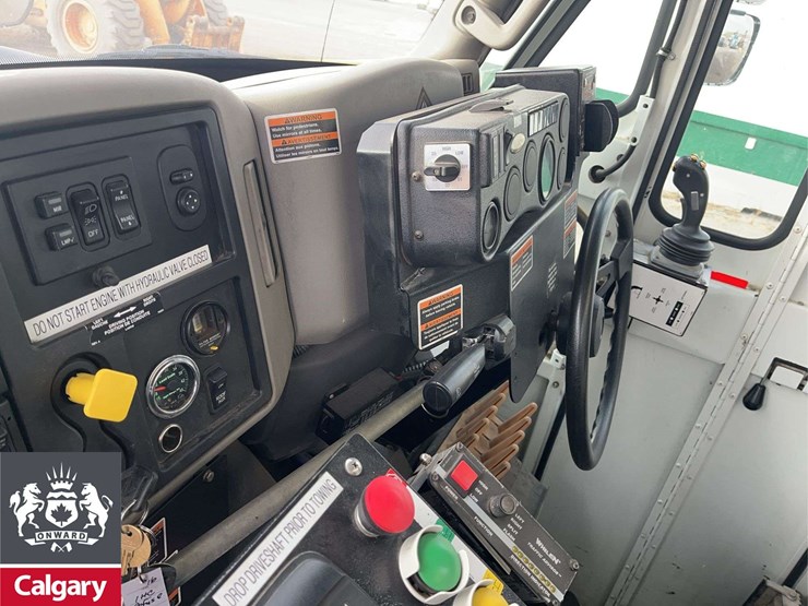 2016-international-workstar-7400-image-14