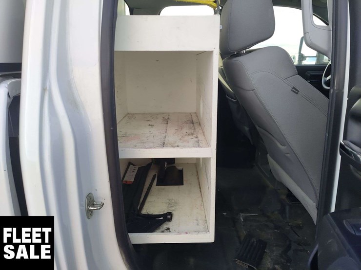 2018-gmc-sierra-2500hd-image-23