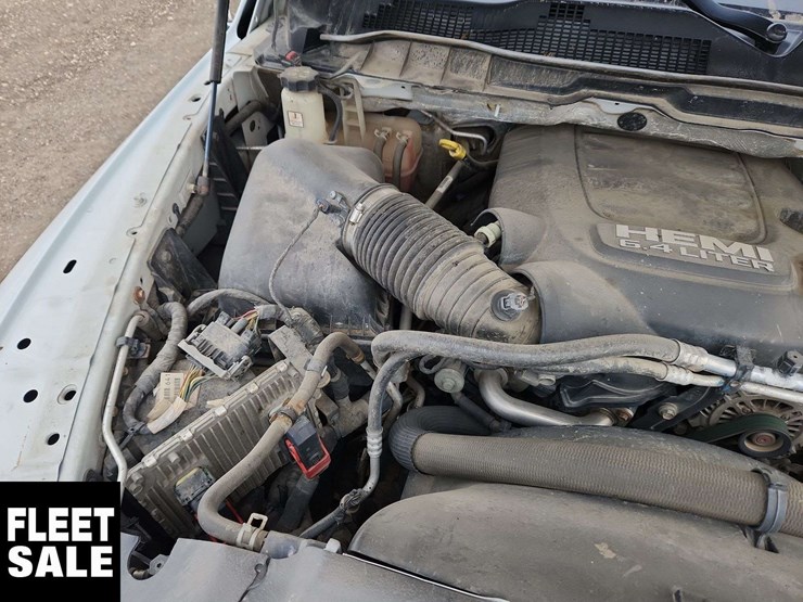 2014-ram-2500-slt-image-17