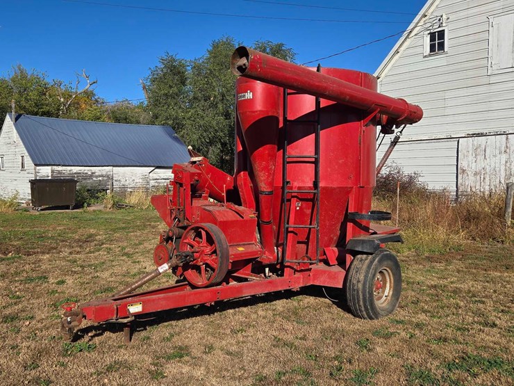 case-ih-1250-image-1