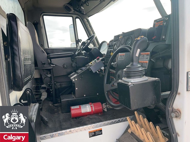 2016-international-workstar-7400-image-17