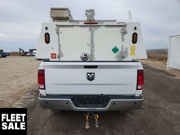 2014-ram-2500-slt-image-6