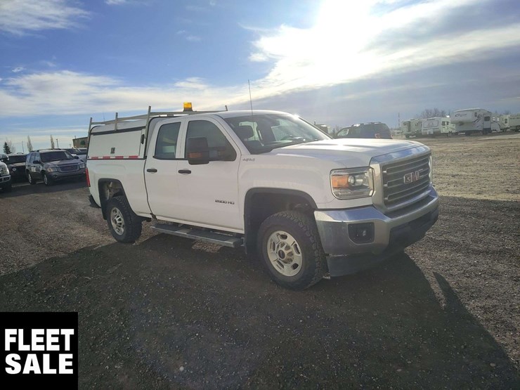 2018-gmc-sierra-2500hd-image-4