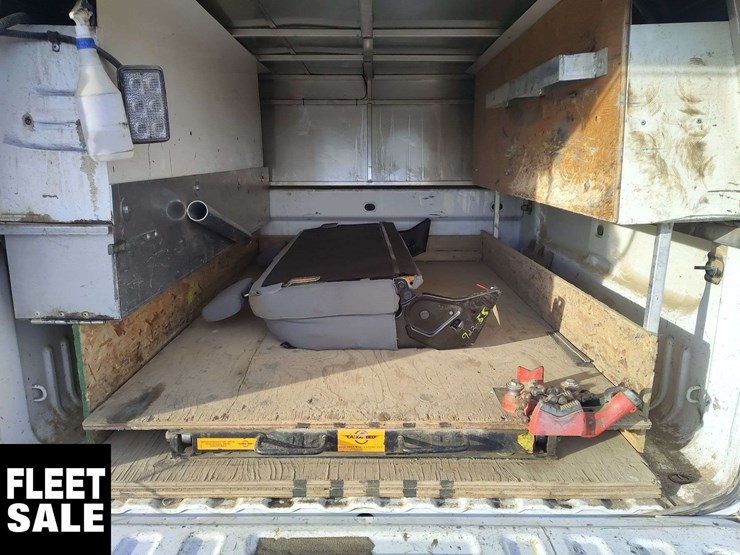 2018-gmc-sierra-2500hd-image-21