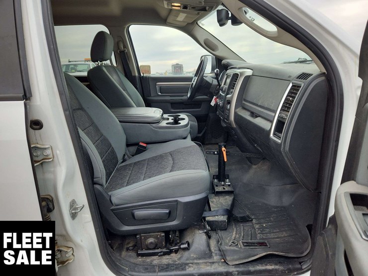 2014-ram-2500-slt-image-30